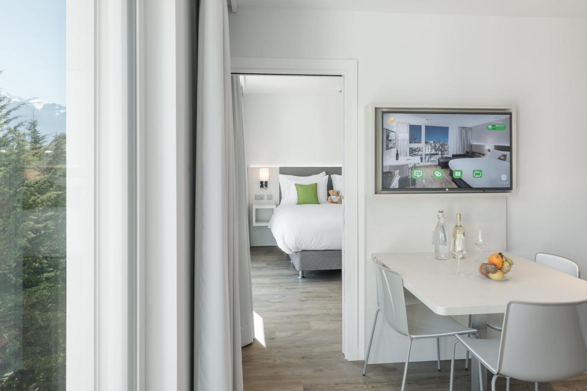 Base Vevey Hotel Phòng bức ảnh